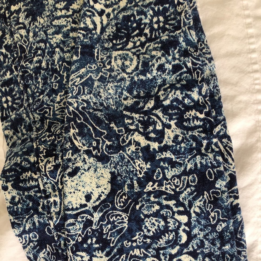 H&M Blue Patterned Pants - Picture 3 of 4